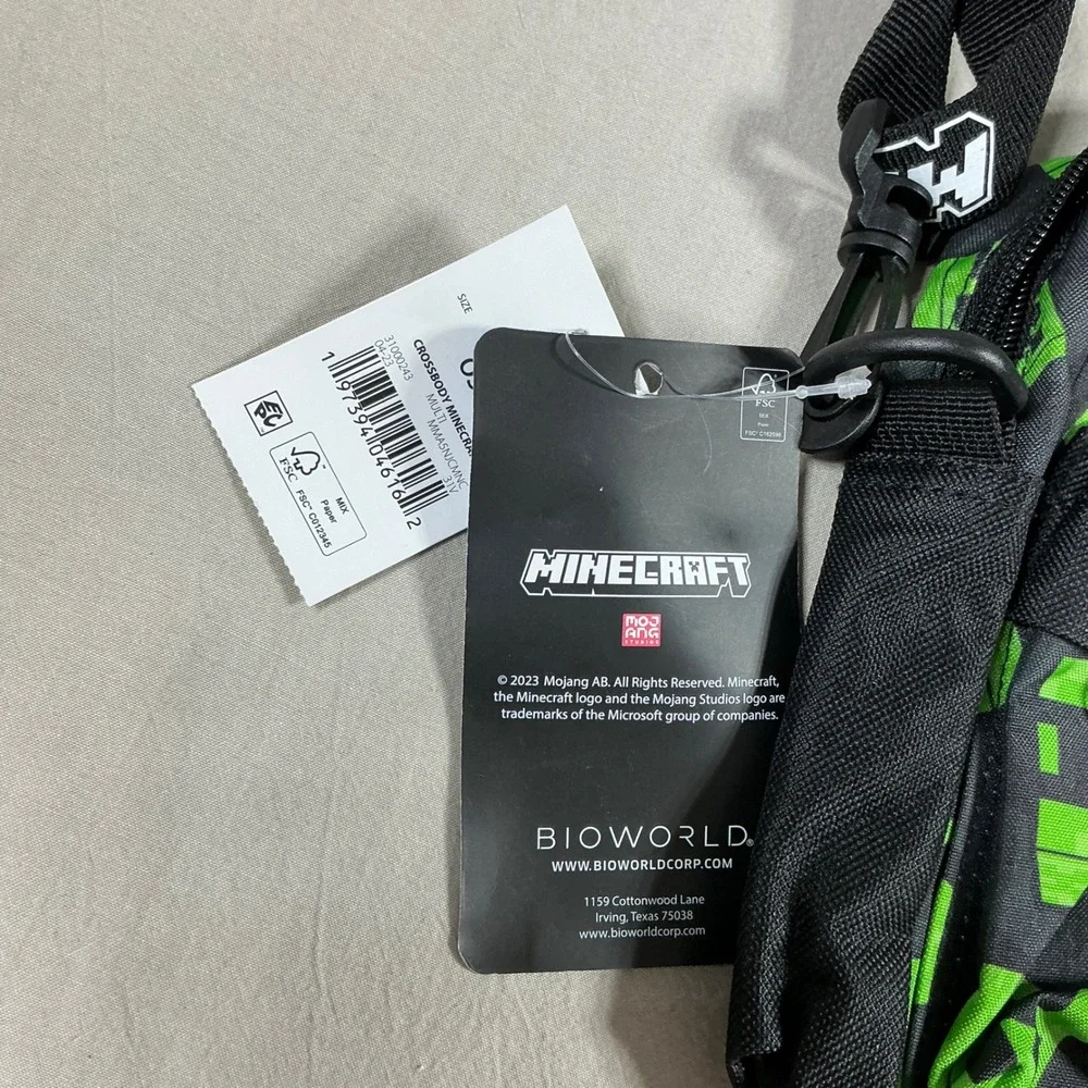 Minecraft Creeper Crossbody Bag Bioworld Green Gray Adjustable Logo Strap NWT